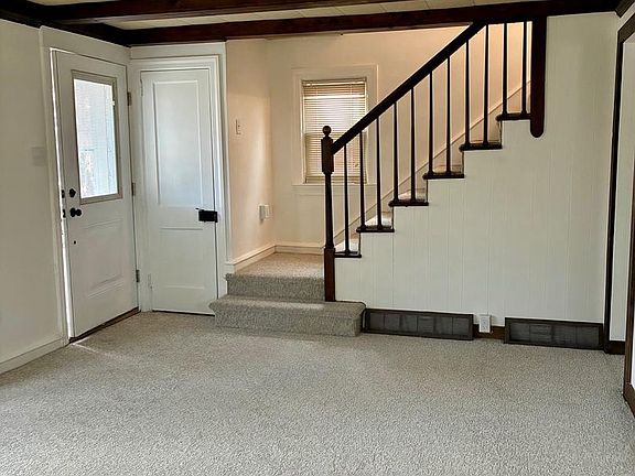 4th image of 935 Parkway Boulevard & Tioga St