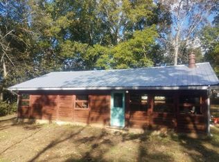 3416 N Cove Dr, Louisville, TN 37777