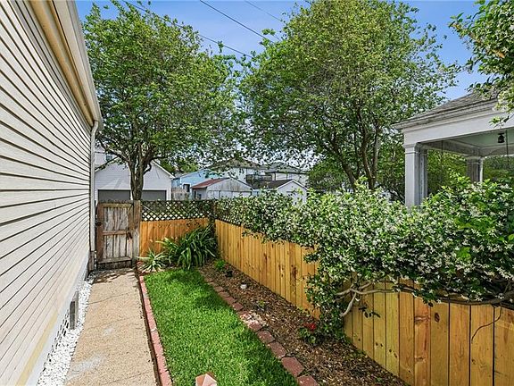 4th image of 4220 Saint Peter St