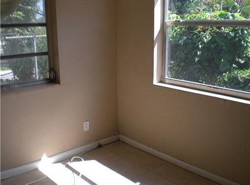2nd image of 2245 Forrest St