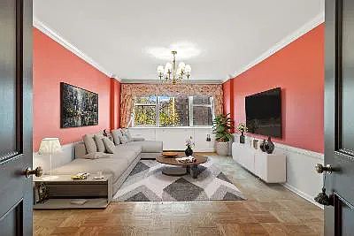 4th image of 175 E 62nd St APT 7A