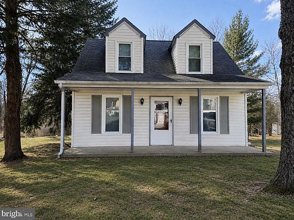 3rd image of 21379 Mount Lena Rd