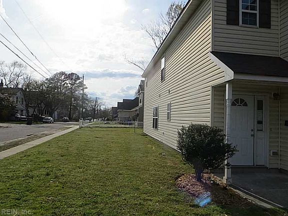 2nd image of 2710 Bainbridge Blvd