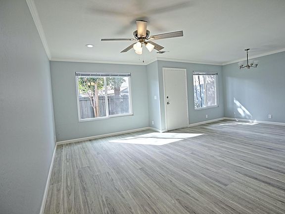 5th image of 4813 Vesca Way