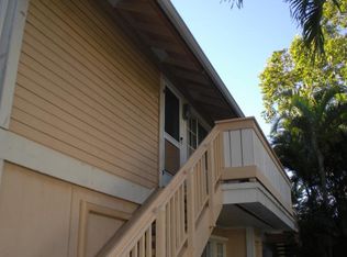 393 Mananai Pl APT R, Honolulu, HI 96818