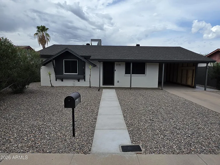 3735 E Claire Dr — Photo 1