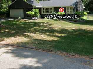 5225 Crestwood Dr, Minnetonka, MN 55345