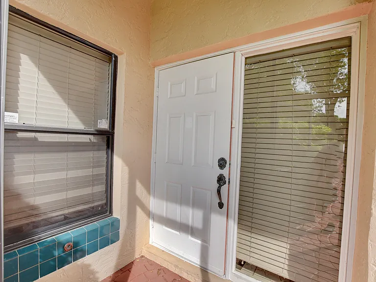 22667 Meridiana Dr — Photo 5
