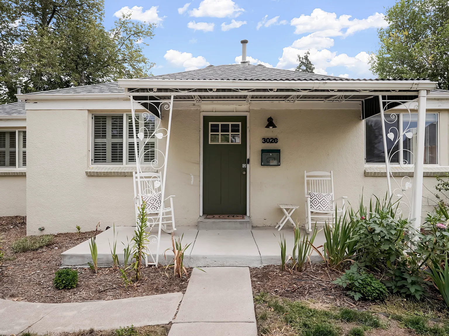 2 bed, 1034 sqft, $2,500 — Photo 2