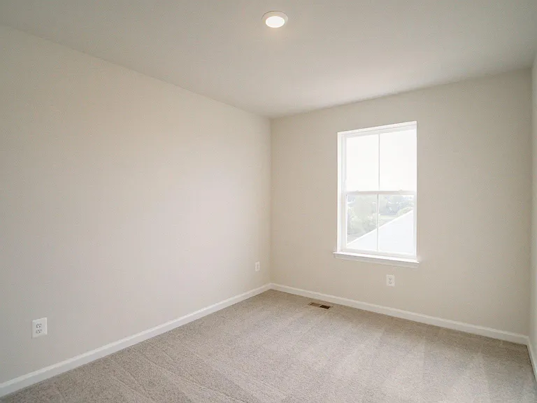 1350 Red Clover Ln — Photo 13