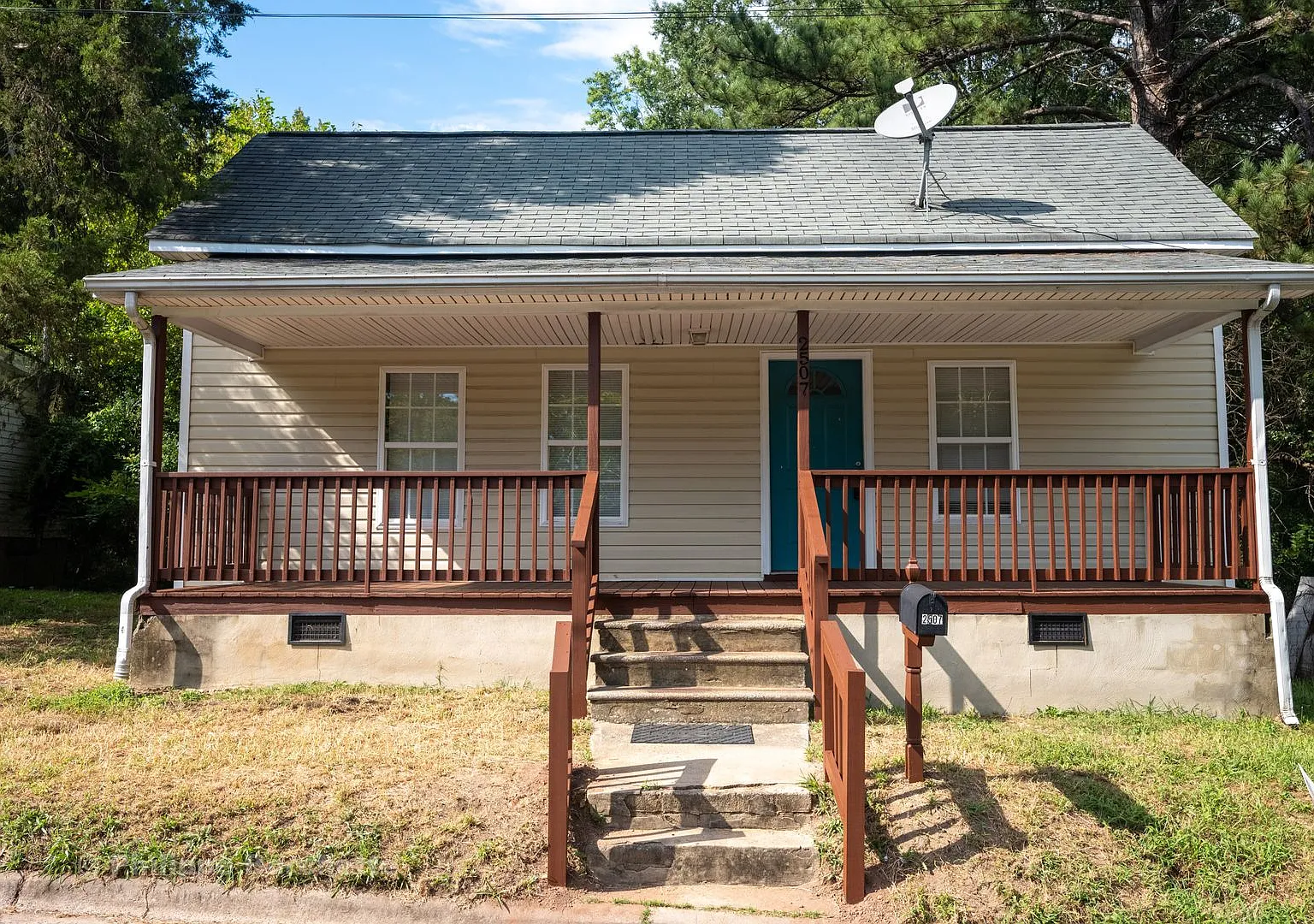 Newly Renovated 3-Bedroom, 2-Bathroom Home in Durham $1900//month + $500 Off First Month's Rent! — Photo 1