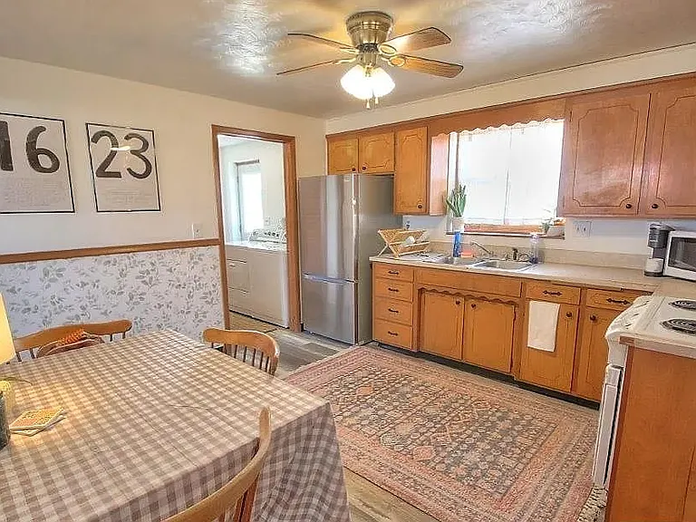 525 N Clarmar Ave #4 — Photo 10