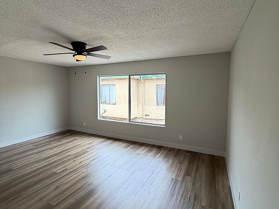 2nd image of 1207 W 39th Pl APT 206