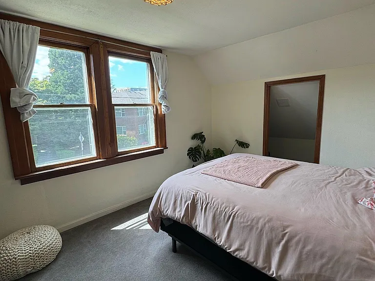 634 NE 28th Ave — Photo 13
