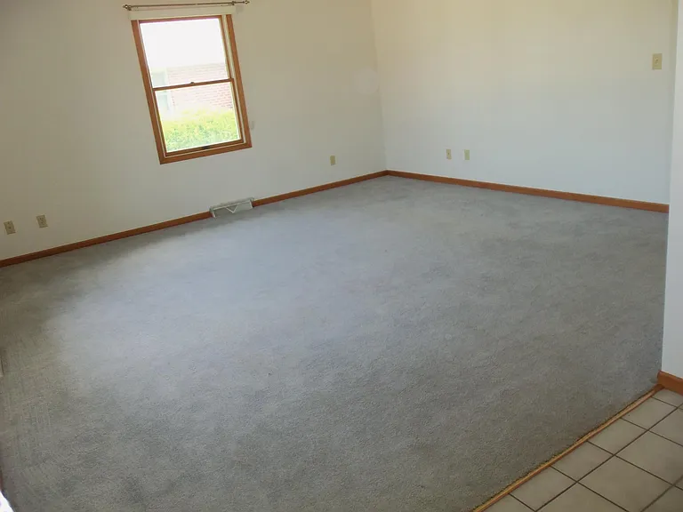 1538 Gene Ct — Photo 3