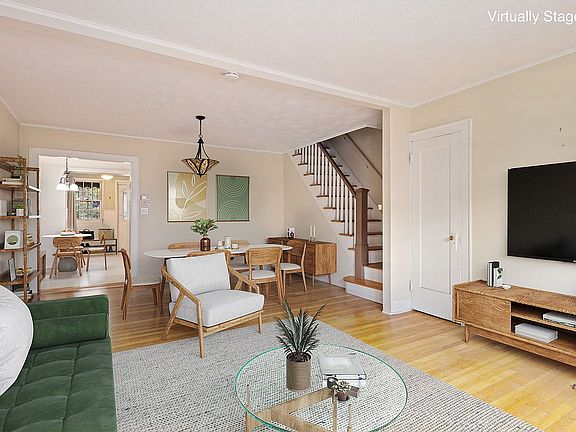 2nd image of 20-40 33rd St