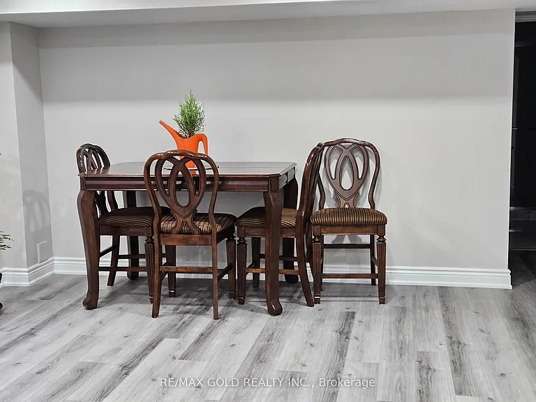 29 Seastar Rd #BASEMENT — Photo 5
