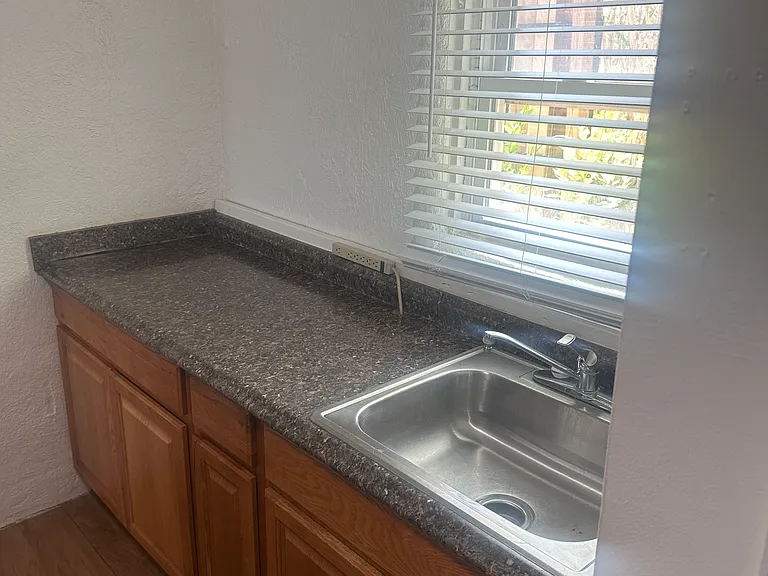 720 Vassar Dr NE #A-1 — Photo 10