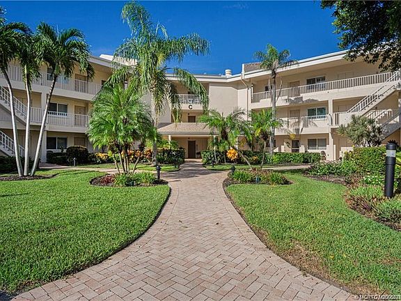 4th image of 2370 NE Ocean Blvd APT C205