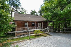3rd image of 1570 Scenic Woods Way