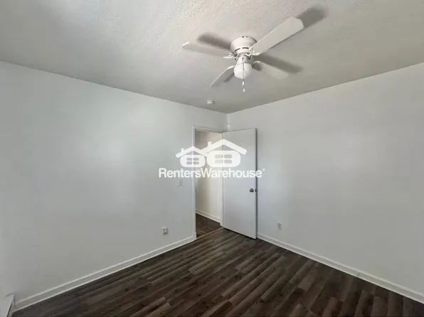 510 N 6th Ave E APT 2, Newton, IA 50208