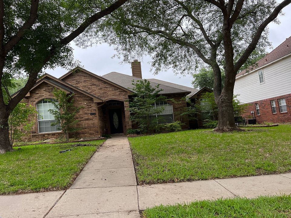1st image of 4206 Crestedge Ln