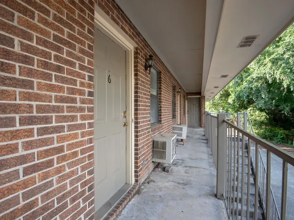 Genelda Chase, 310 Genelda Ave APT 6, Auburn, AL 36832