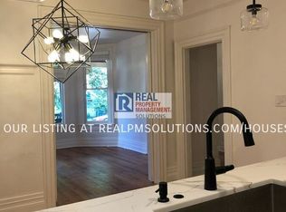 2221 NW Hoyt St, Portland, OR 97210