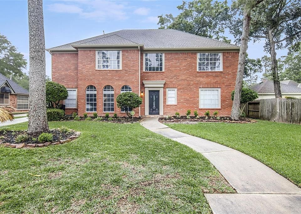 1st image of 4027 Evergreen Village Dr