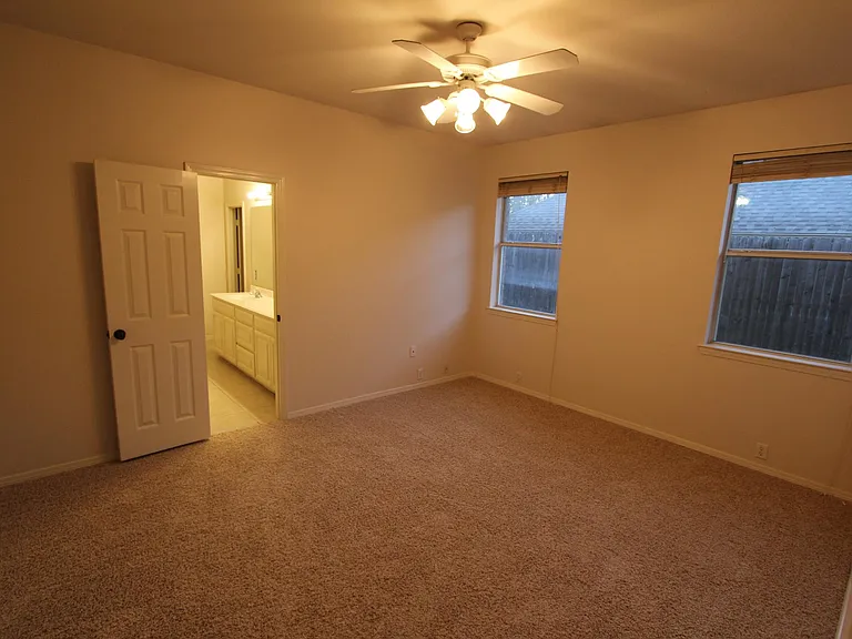 1017 Porter Pl — Photo 66