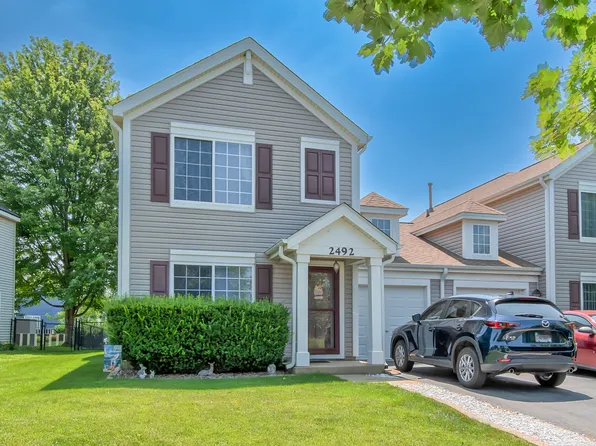 2492 Mayfield Dr, Montgomery, IL 60538