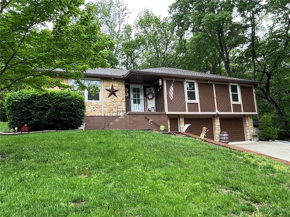 1st image of 2404 S Vista Ave
