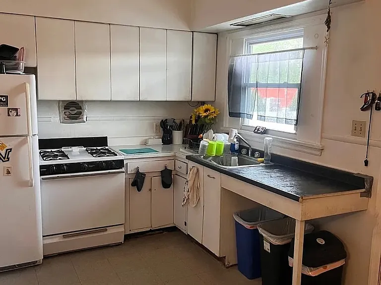 354 S Franklin St #3A — Photo 4