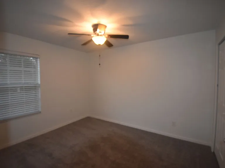 2620 Lancaster Ct — Photo 19