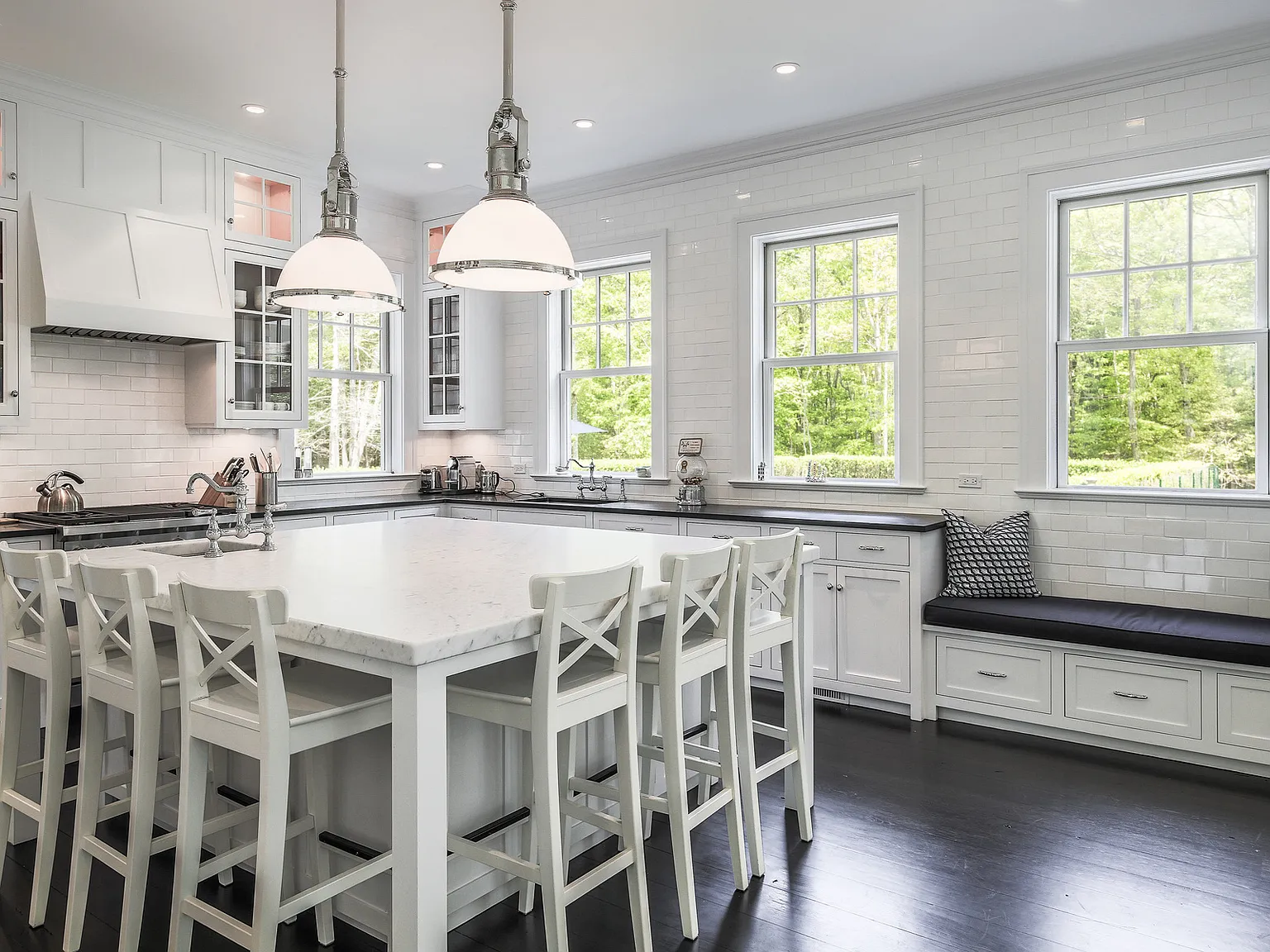 Amagansett Showpiece — Photo 4