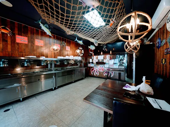 233 Utica Avenue image 4 of 23