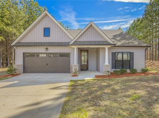 95 Dendy St, Pelzer, SC 29669