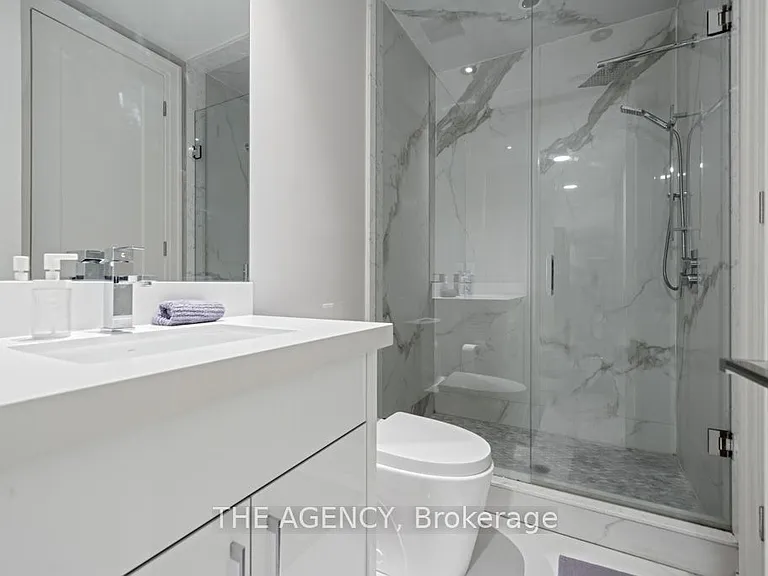 8 Frivick Ct — Photo 44