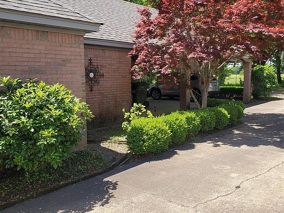 4th image of 1240 Westfield Ln
