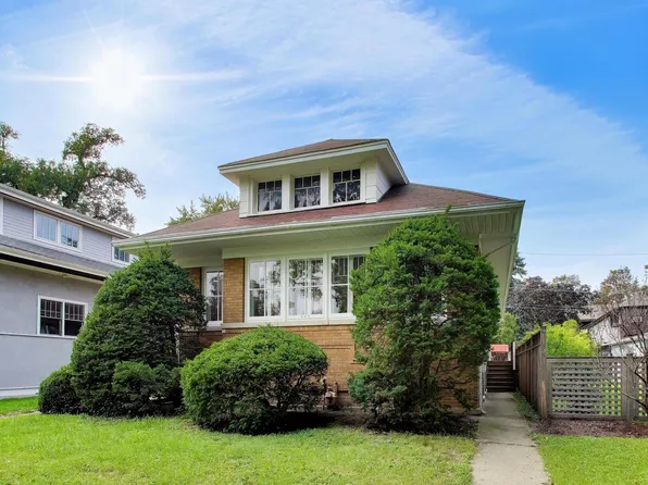 3720 N Springfield Ave, Chicago, IL 60618