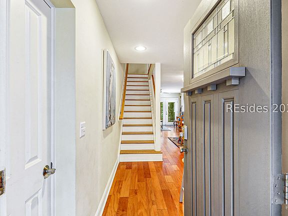 3rd image of 43 Folly Field Rd APT 50