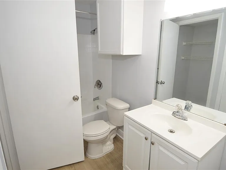 8758 Mallard Reserve Dr #101 — Photo 31