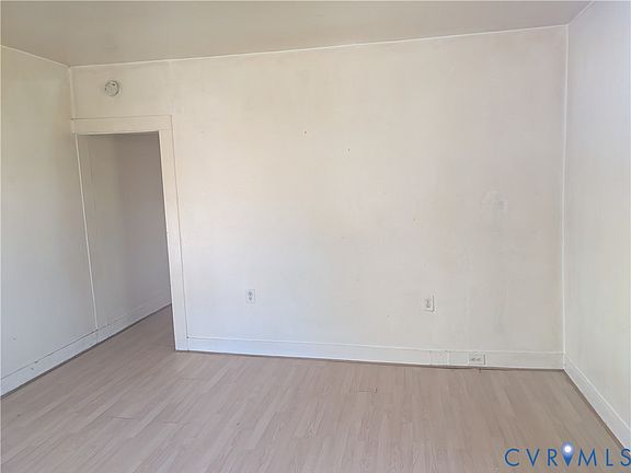 4th image of 216 S 16th Ave