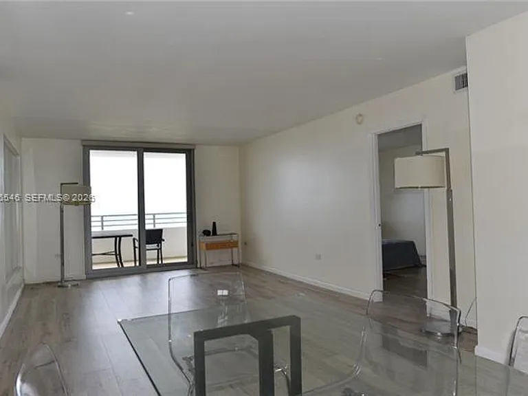 5555 Collins Avenue Cu #8K — Photo 9