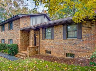 1000 Lakeshore Dr, Gainesville, GA 30501
