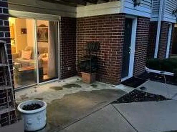 N110W17098 Ashbury LANE #3-5, Germantown, WI 53022