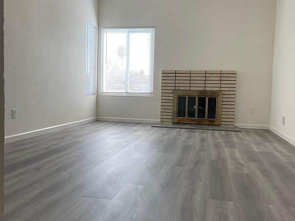 4th image of 1474 Sierraville Ave