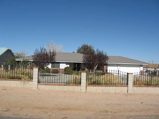 1st image of 18462 Damon Dr