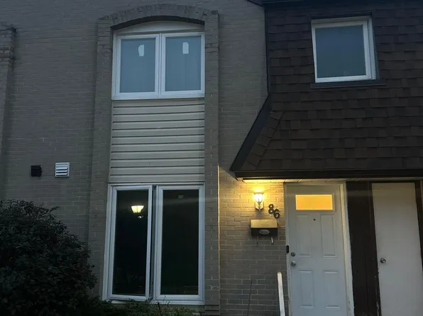 21 Livonia Pl #86, Toronto, ON M1E 4W5