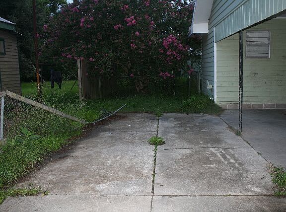 2nd image of 3237 Delaune St